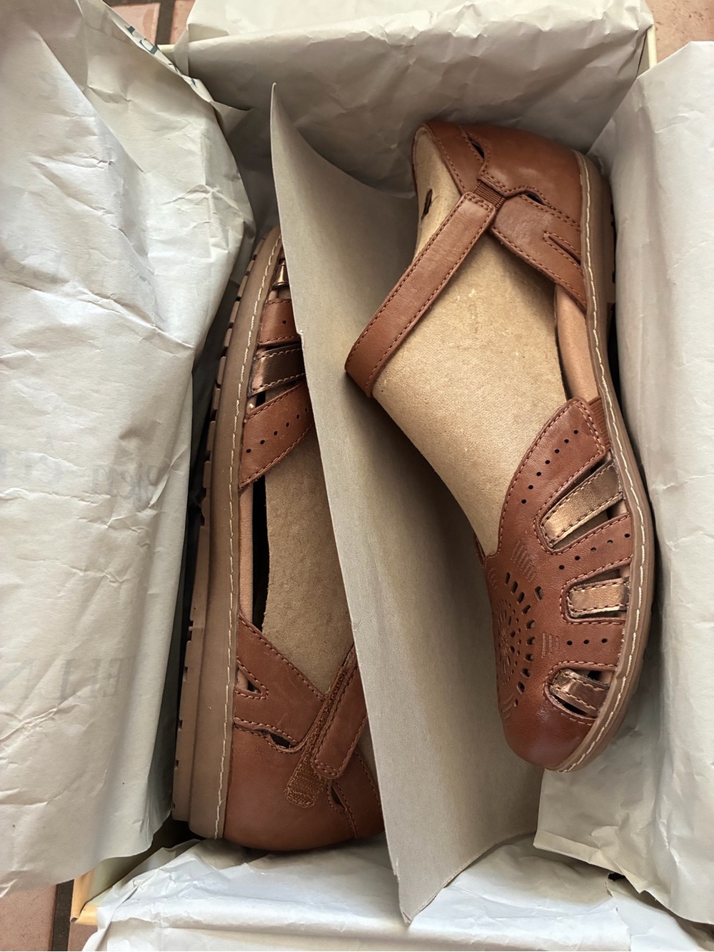 Earth Camellia Cahoon Women's Brown Laser-Cut Ankle-Strap Sandals - Picture 8 of 10